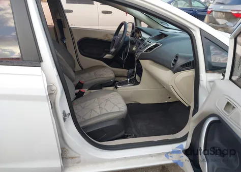 2013 Ford Fiesta Se из США, поврежденный, VIN 3FADP4BJ7DM194187